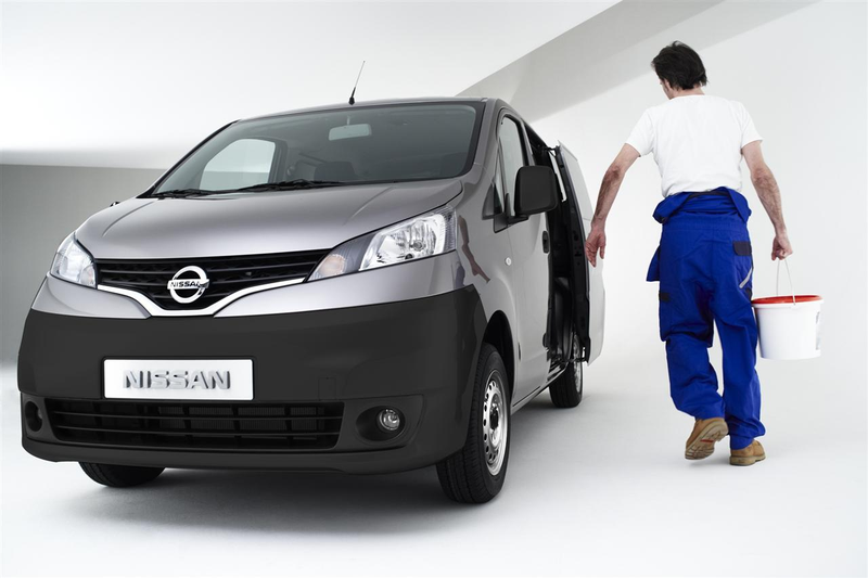 Illustration for article titled Nissan NV200: New Small Van Carries Cargo, People To Geneva